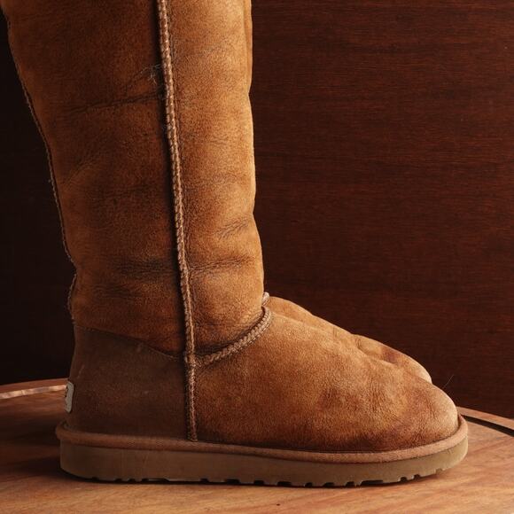 UGG Boots Womens Size 7 Brown Bailey Over The Knee Suede Shearling Pull On READ - Picture 2 of 16